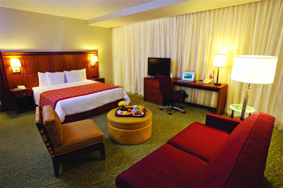 HOTEL MARRIOT COURTYARD