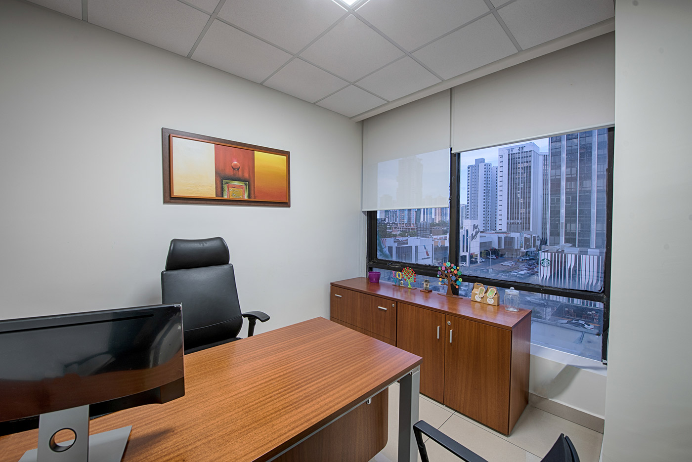 ST. GEORGES BANK - CALLE 50 PISO 2